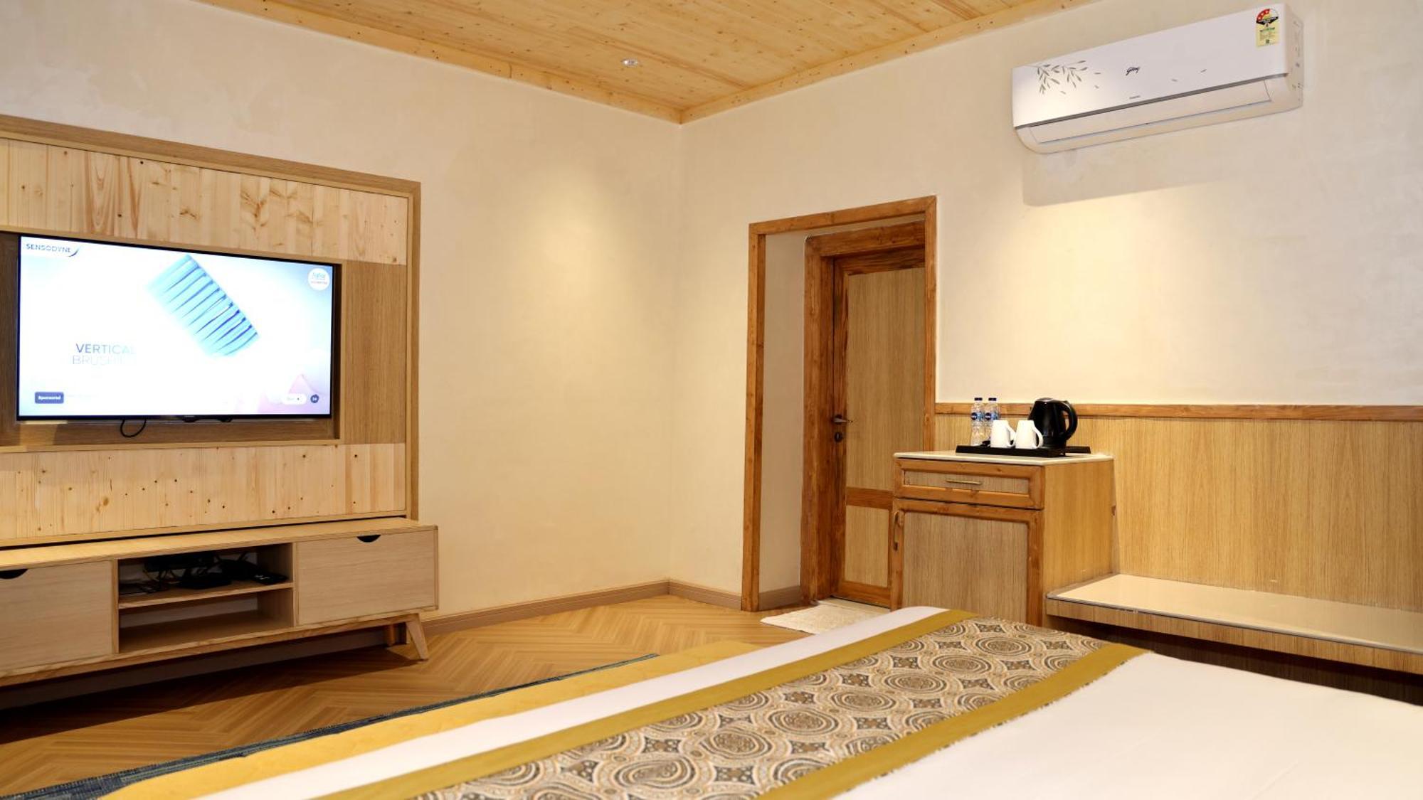 Sandoz Minerva - A Boutique Resort Mussoorie Kültér fotó